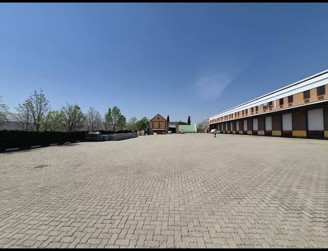 7,988M² WAREHOUSE TO LET IN RANDJESPARK